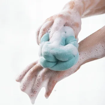 Идеальный шарик для душа для домашнего использования: испытайте роскошные ощущения от растирания спины банным полотенцем
