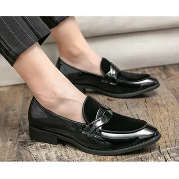 Новая весенняя мужская обувь Оксфорд в деловом стиле, Кожаная мягкая повседневная обувь, дышащие мужские лоферы на плоской подошве, обувь на молнии, обувь для вождения без застежки