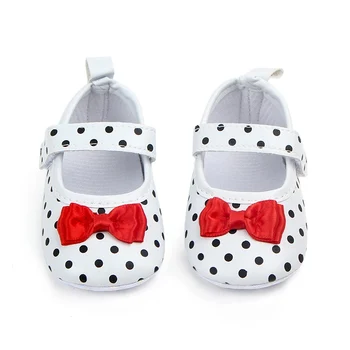 Обувь для маленьких девочек, детская противоскользящая обувь для первых прогулок в горошек, детская обувь, обувь