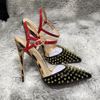 Черные леопардовые Женские туфли-лодочки на высоком каблуке с острым носком и широкими шипами, Летние Пикантные вечерние модельные туфли на шпильке с заклепками